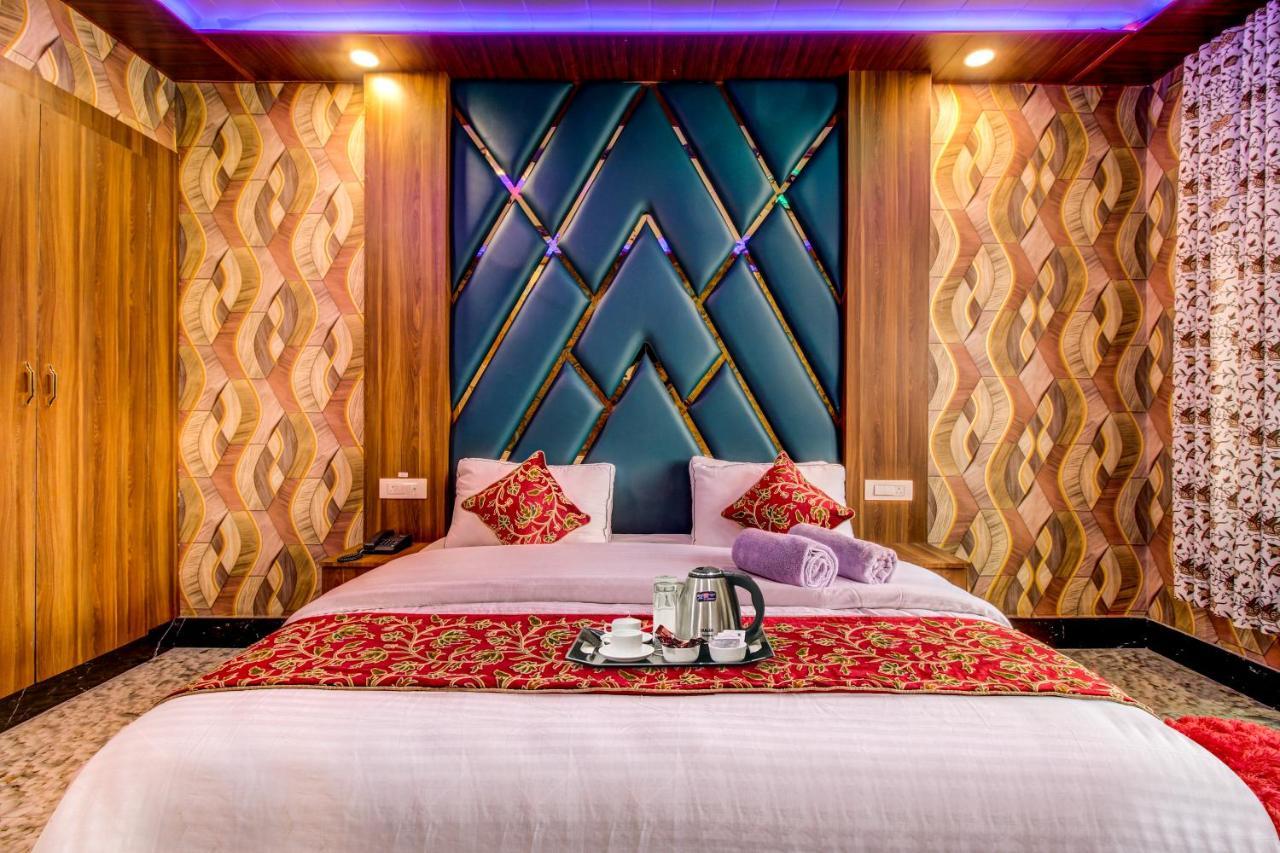 Hotel Royal Hameed Srinagar  Phòng bức ảnh