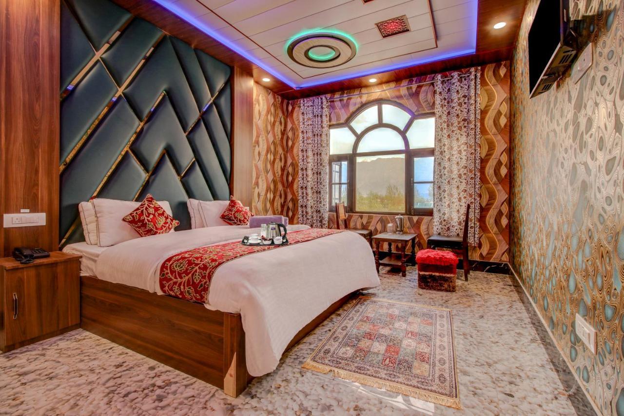 Hotel Royal Hameed Srinagar  Phòng bức ảnh